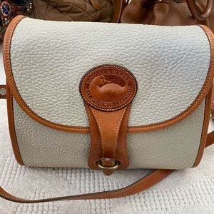 Dooney & Bourke classic white and tan purse